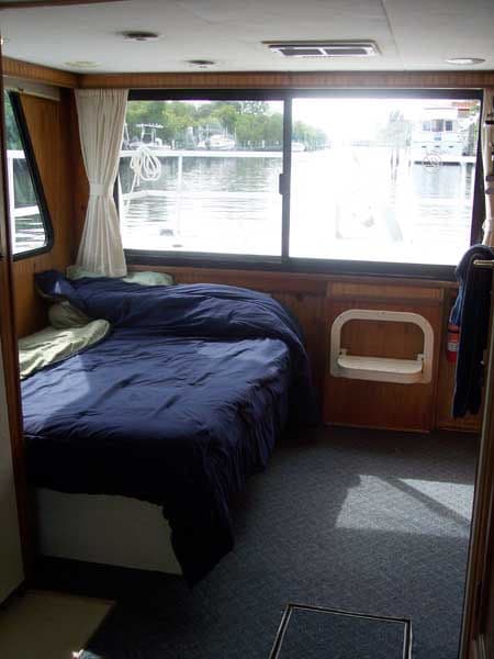 37 Foot Sports Series Houseboat