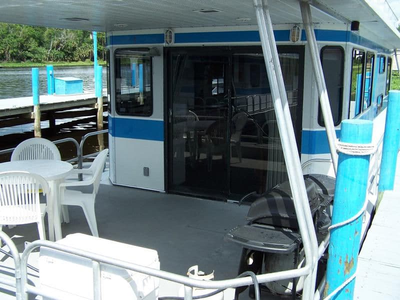 44 Foot 8 Sleeper Houseboat