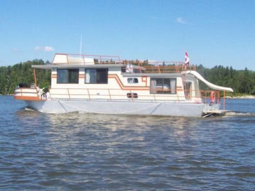 48 Foot Houseboat