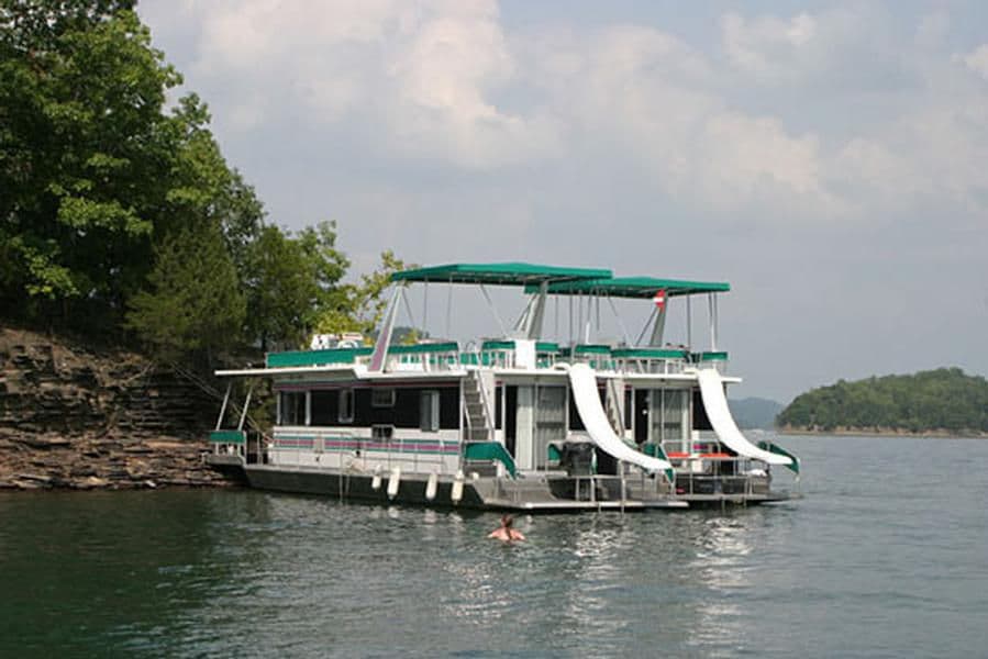 60 Discoverer Houseboat