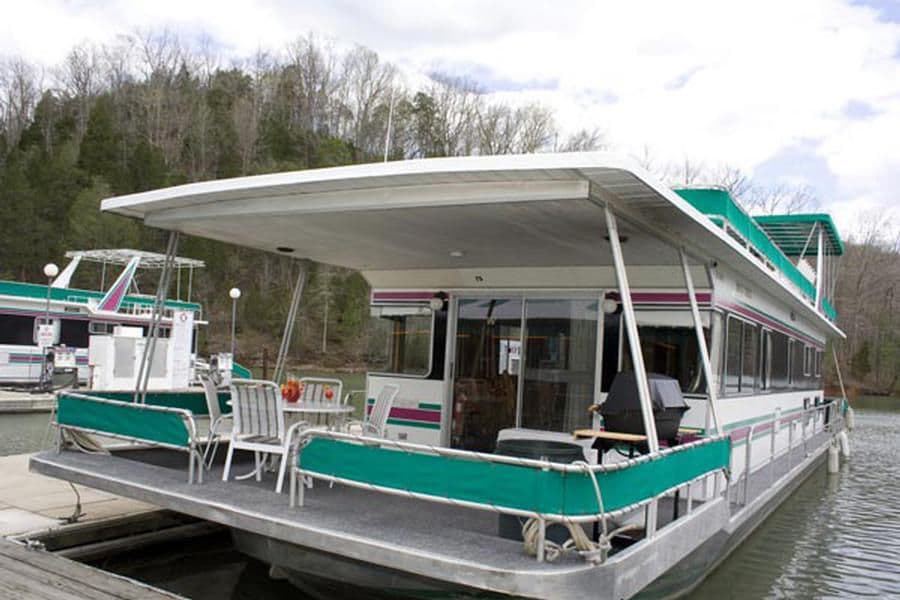 64 Jamestowner Houseboat