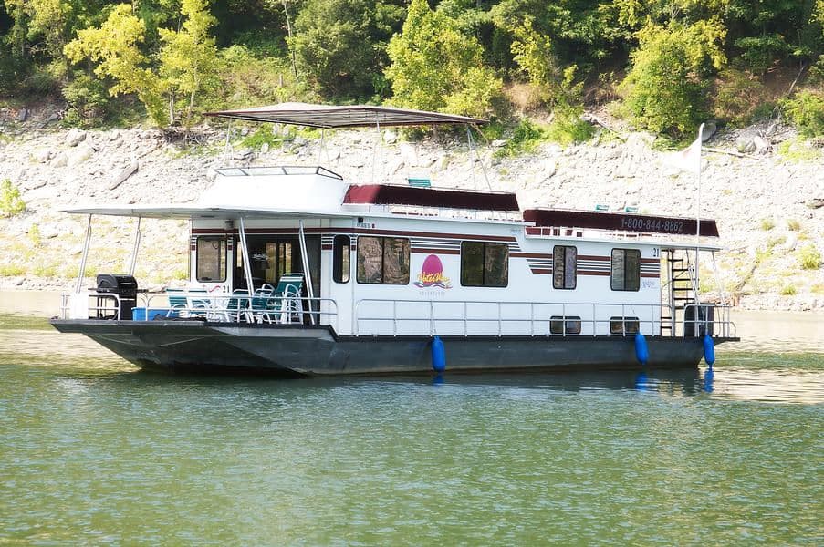 64 foot Explorer Houseboat