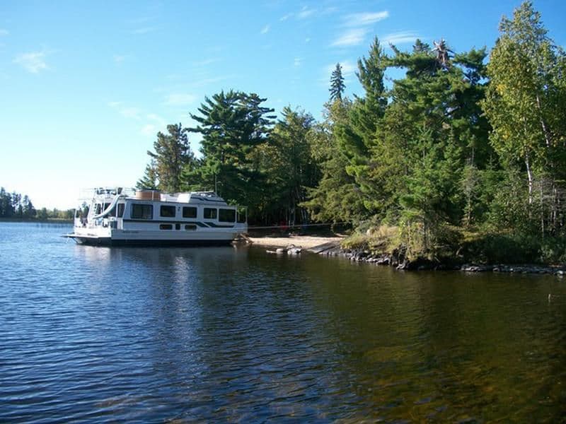 Lady of the Lake Houseboat