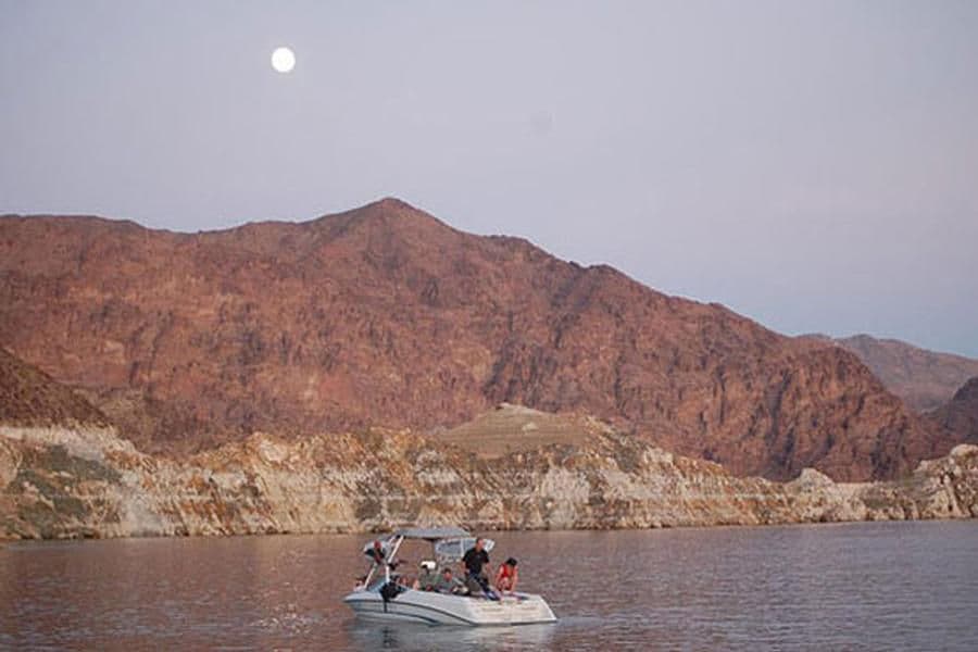 A powerboat is the best way to explore Lake Mead