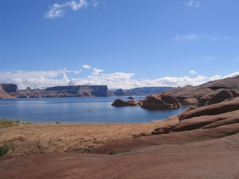 Lake Powell Houseboat Rentals