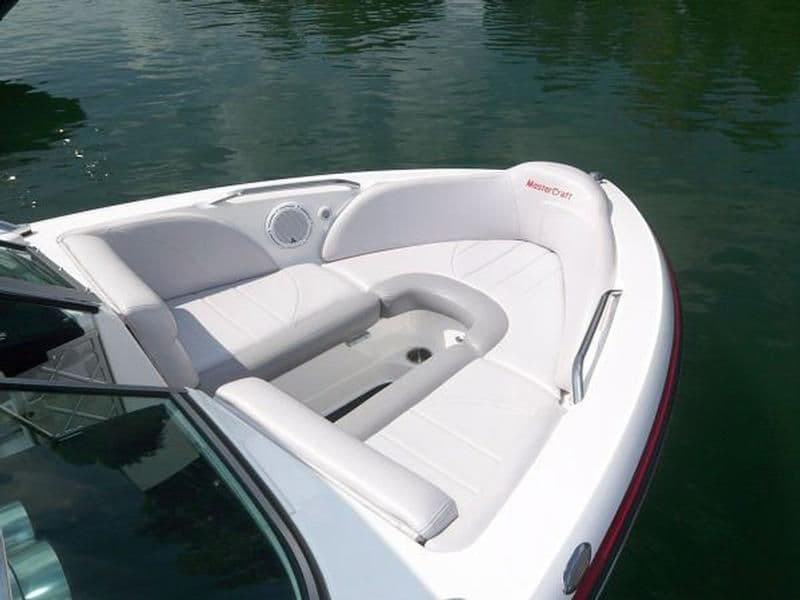 Mastercraft X-30 Speedboat