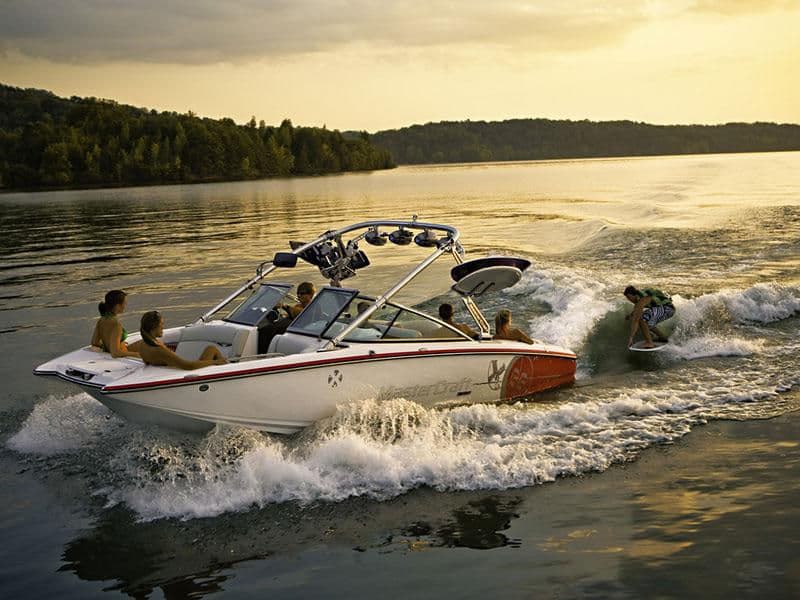 Mastercraft X-35 Speedboat