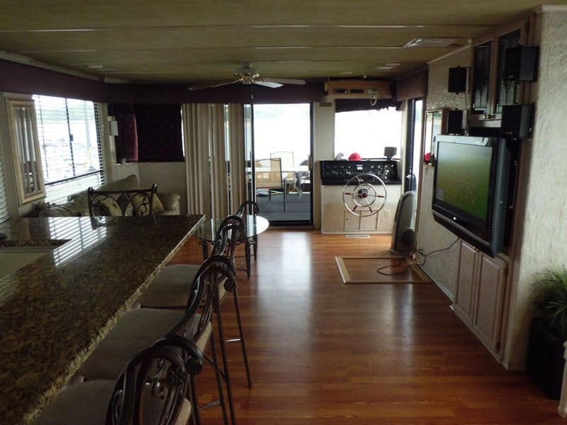 Sanctuary Class Houseboat