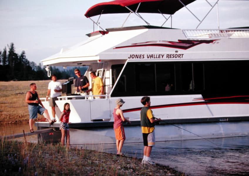 The Cove Houseboat