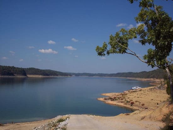 Lake Cumberland Shoreline