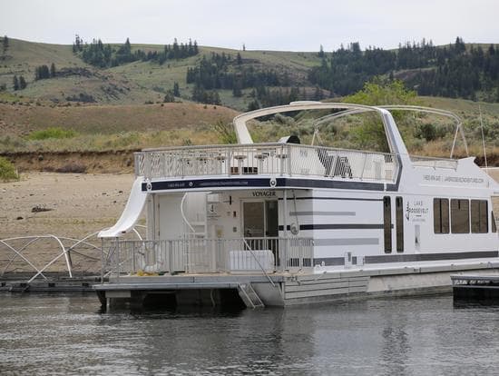 Galaxy Class Houseboat