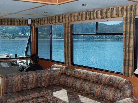 Galaxy Class Houseboat