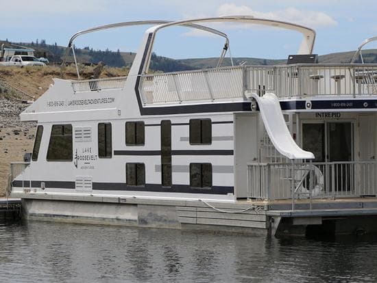 Galaxy Class Houseboat