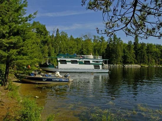 Gold Rush Jacuzzi Houseboat