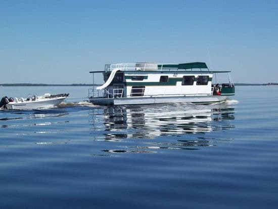 Gold Rush Jacuzzi Houseboat