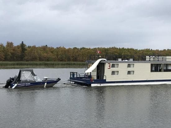 49 Foot Houseboat