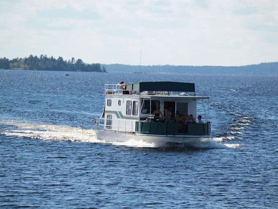 Saginaw Houseboat