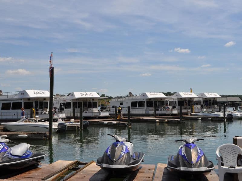 Personal watercraft make an excellent addition to any houseboat vacation Photos