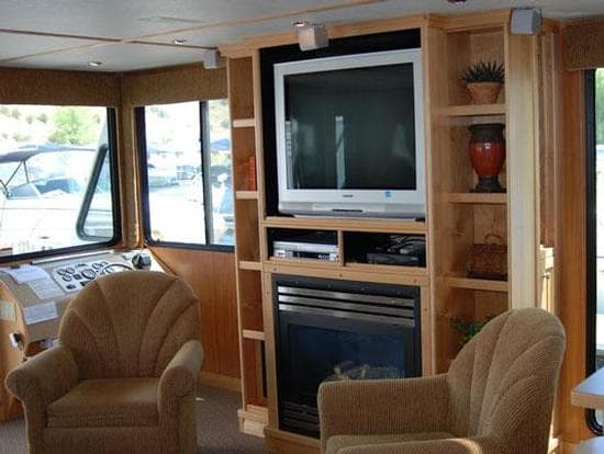 Nova Class Houseboat