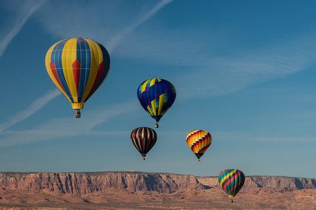 Page Balloon Regatta