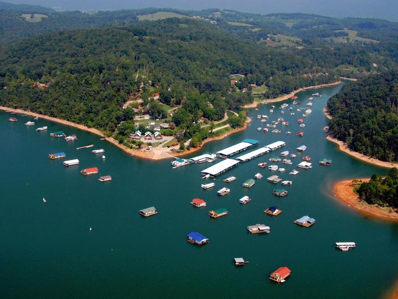 Norris Lake - Houseboat Photos 