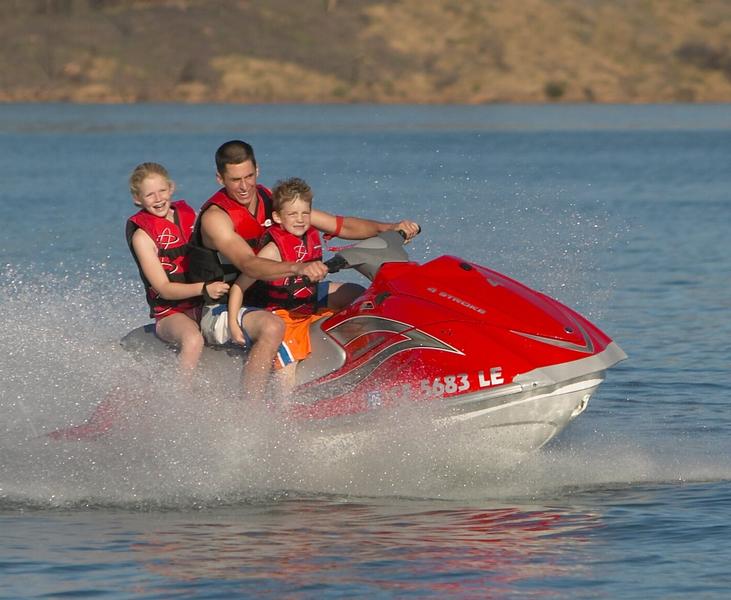 powerboat vs personal watercraft